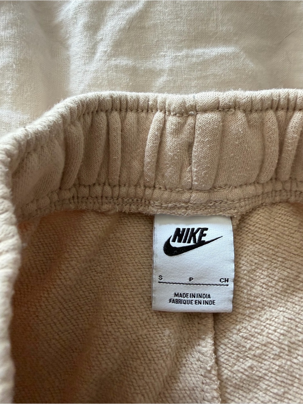 Nike Wimen’s Beige/Tan Joggers - Classic Logo - Picture 3 of 4